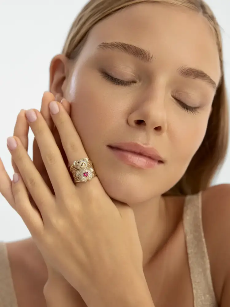 Ayıcık Figürlü Kalp Taşlı 14K Altın Yüzük - 4