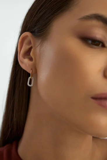 Beyaz Taşlı Dikdörtgen Sallantılı Halka 14K Altın Küpe - (1)