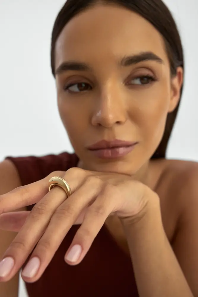 Bombeli Sıralı Taşlı 14K Altın Yüzük - 3