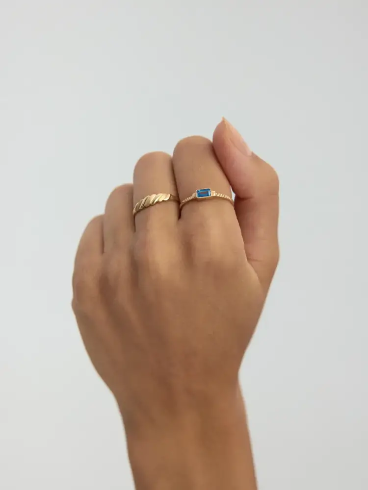 Burgulu Formlu Minimal 14K Altın Yüzük - 3