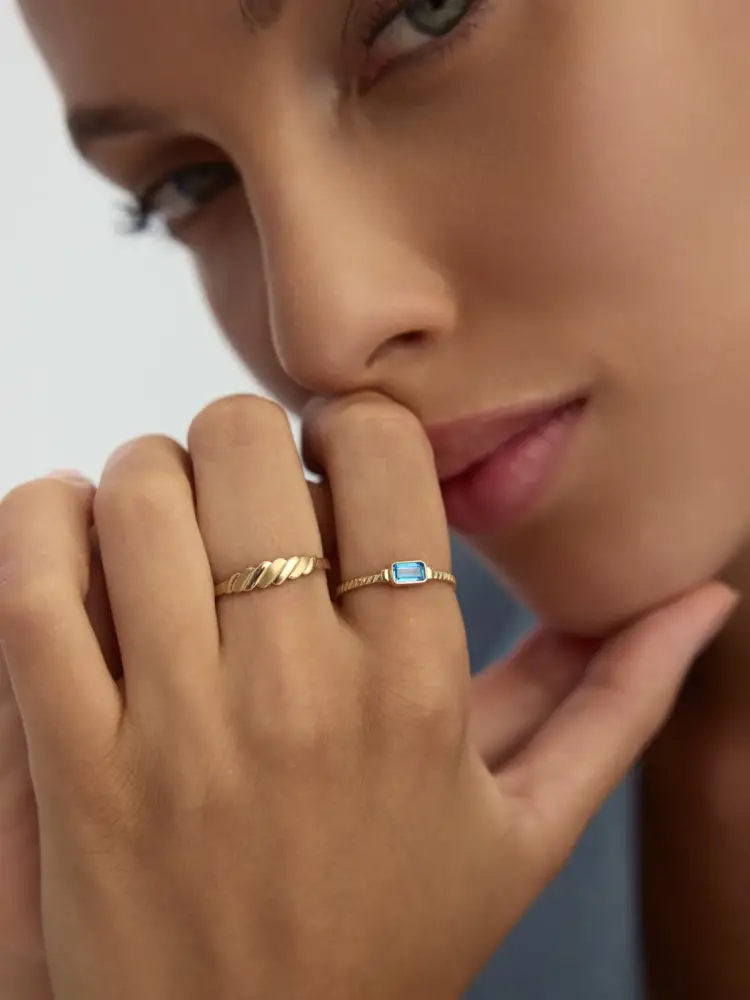 Burgulu Formlu Minimal 14K Altın Yüzük - 4