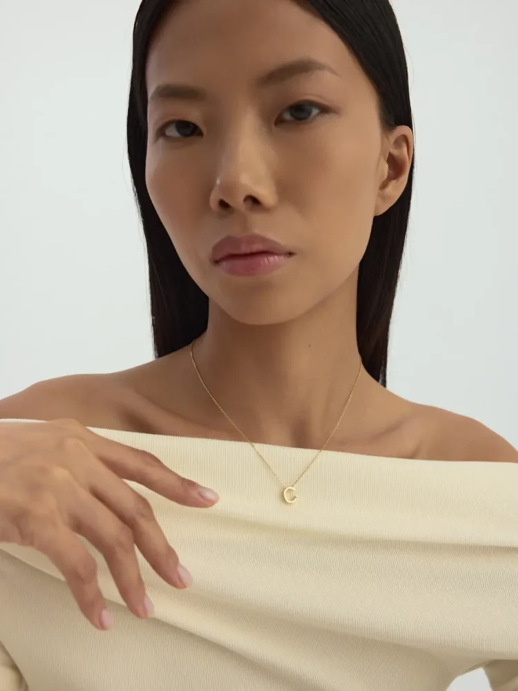 C Harfi Taşlı 14K Altın Harf Kolye - 4