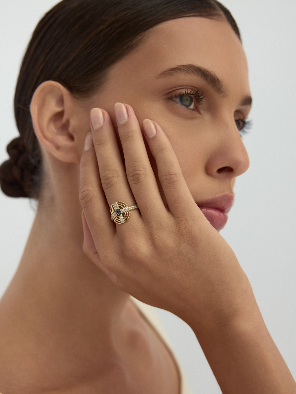 Geometrik Safir Rengi Efektli Modern 14K Altın Yüzük - Elef Kuyumculuk