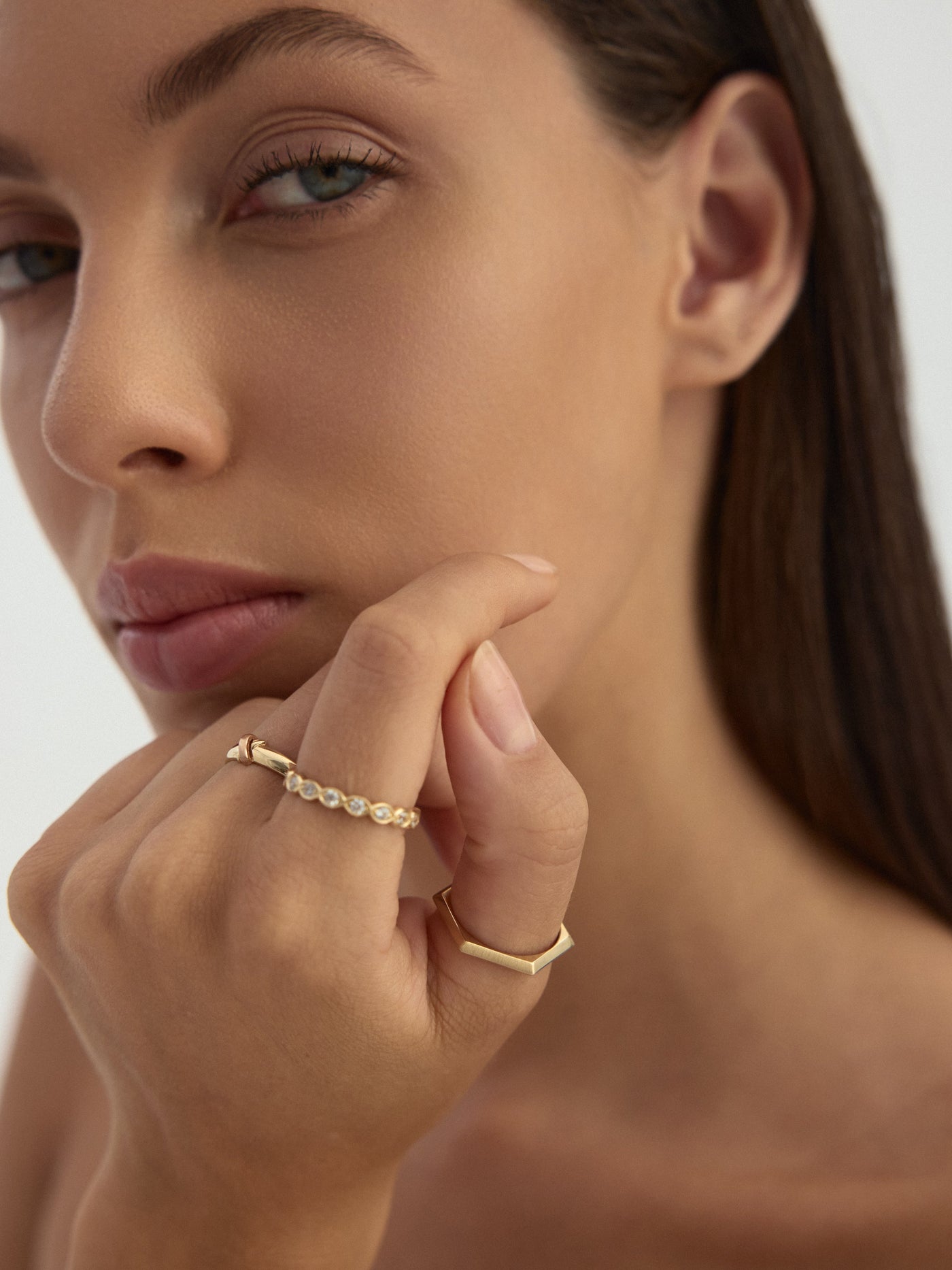 Marquise Form Sıralı Taşlı 14K Altın Yüzük - Elef Kuyumculuk
