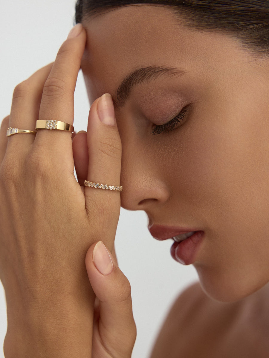 Kar Tanesi Motifli Modern 14K Altın Yüzük