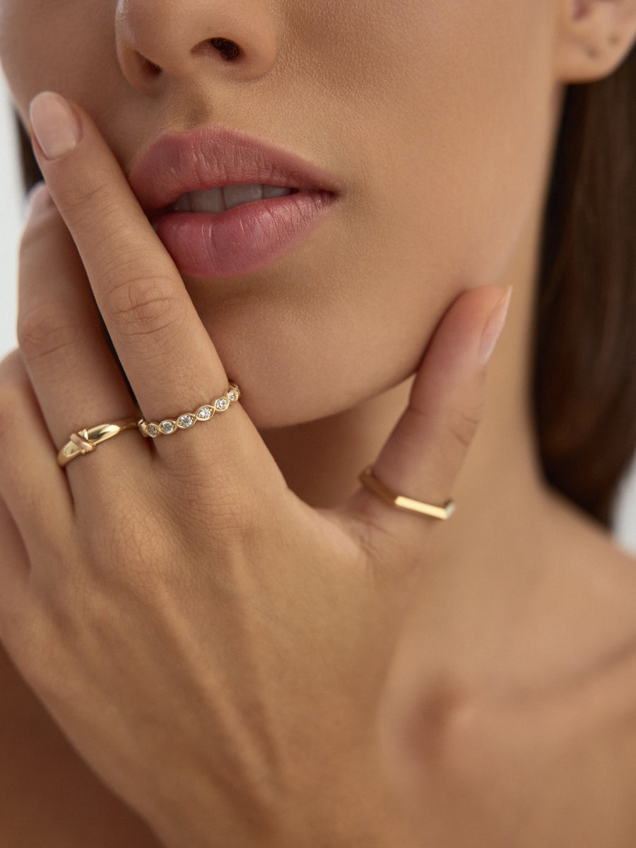 Altıgen Formlu Modern 14K Altın Yüzük