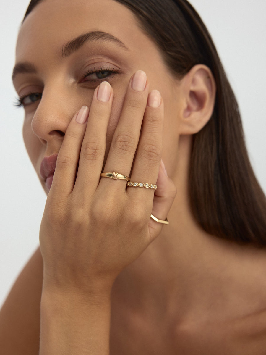 Altıgen Formlu Modern 14K Altın Yüzük