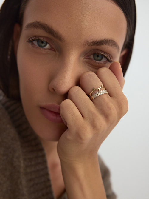 Çapraz Baget Taşlı Modern 14K Altın Yüzük - Elef Kuyumculuk