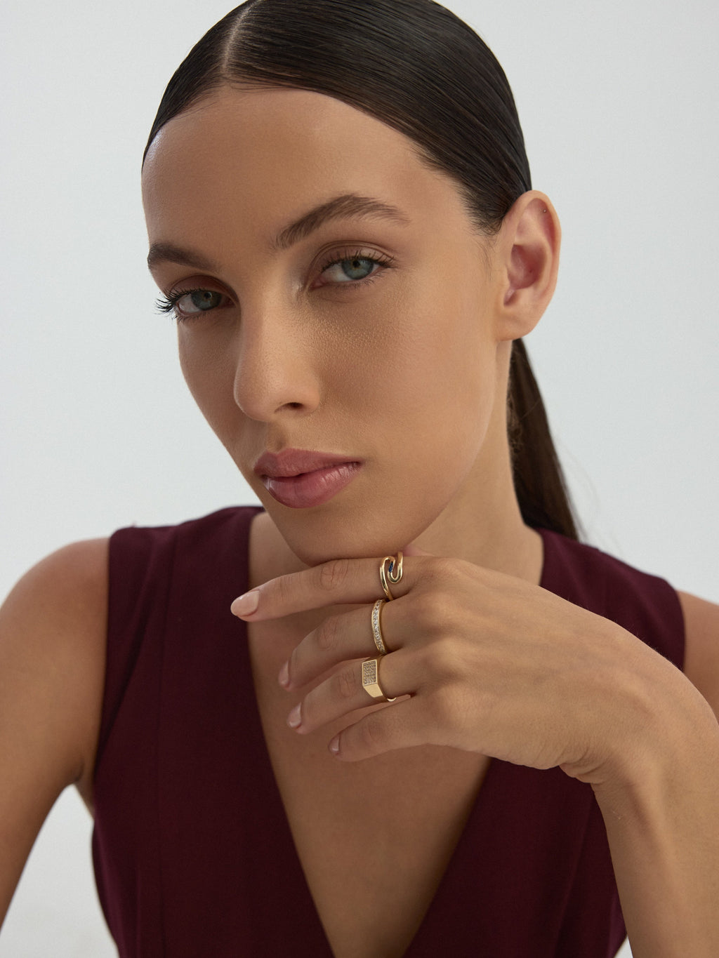 Pırlanta Görünümlü Sıralı Dikdörtgen 14K Altın Yüzük - Elef Kuyumculuk