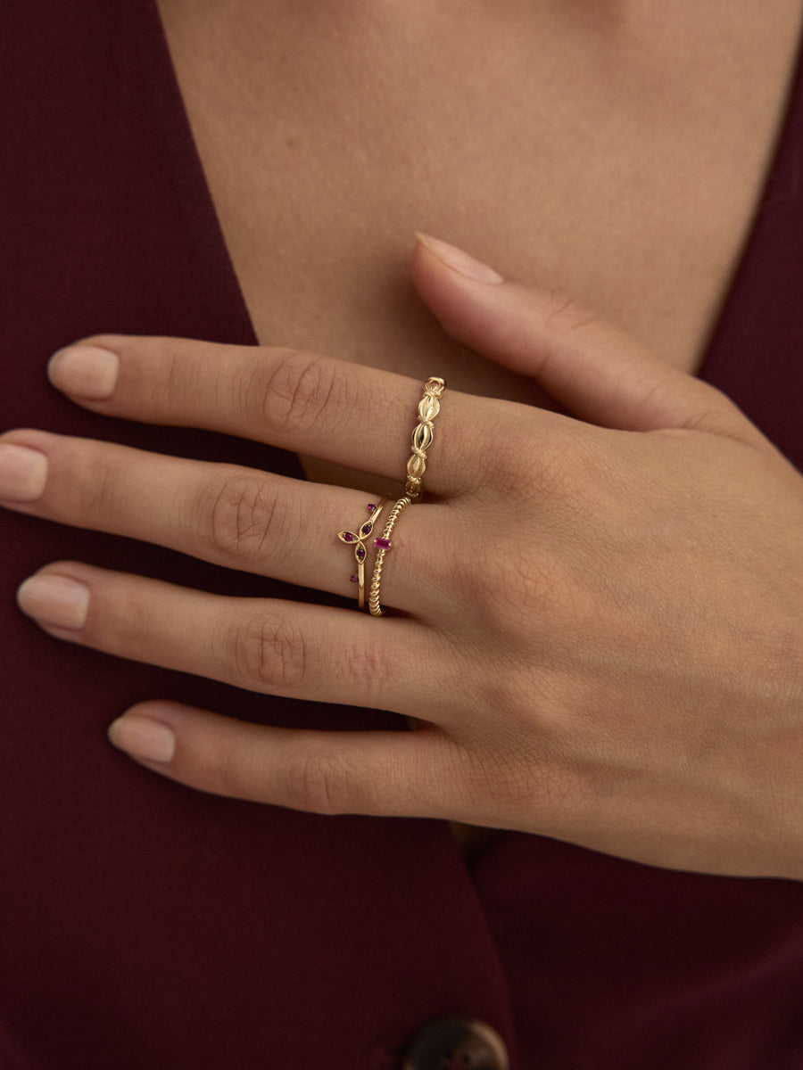 Gotik Yakut Rengi Taşlı Vintage 14K Altın Yüzük