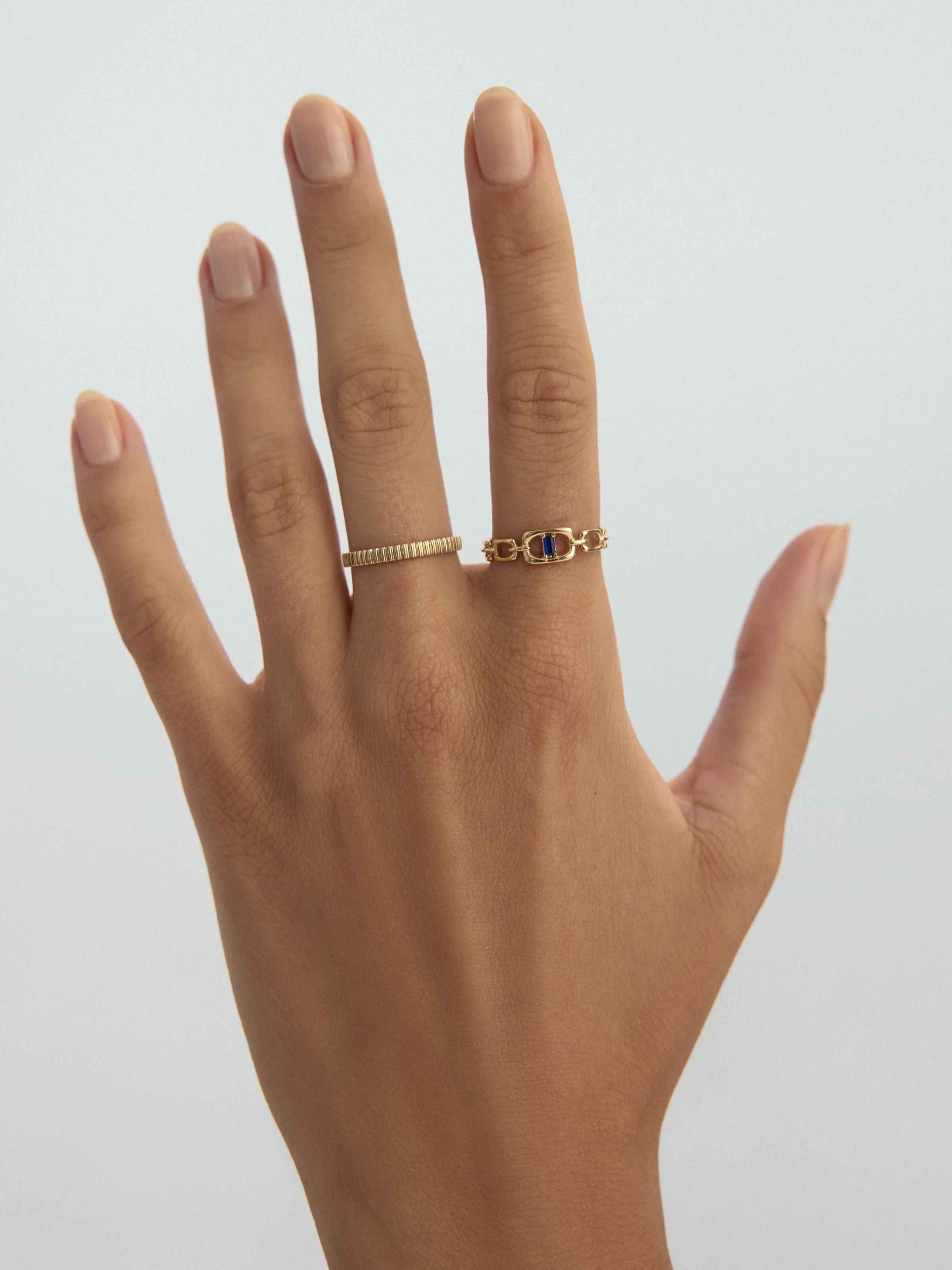 Baget Safir Rengi Taşlı Zincir Formlu 14K Altın Yüzük - Elef Kuyumculuk