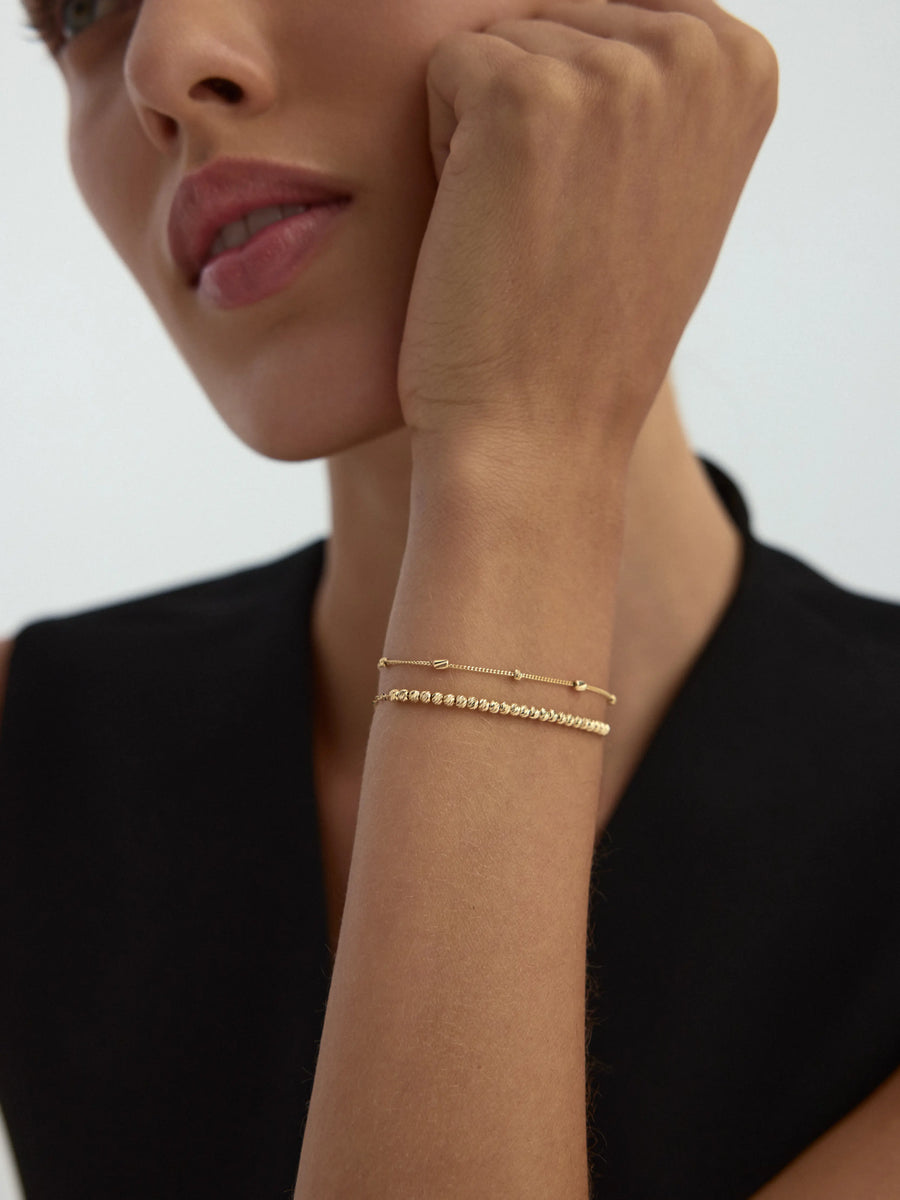 Aralıklı Dorika Top Detaylı 14K Altın Bileklik