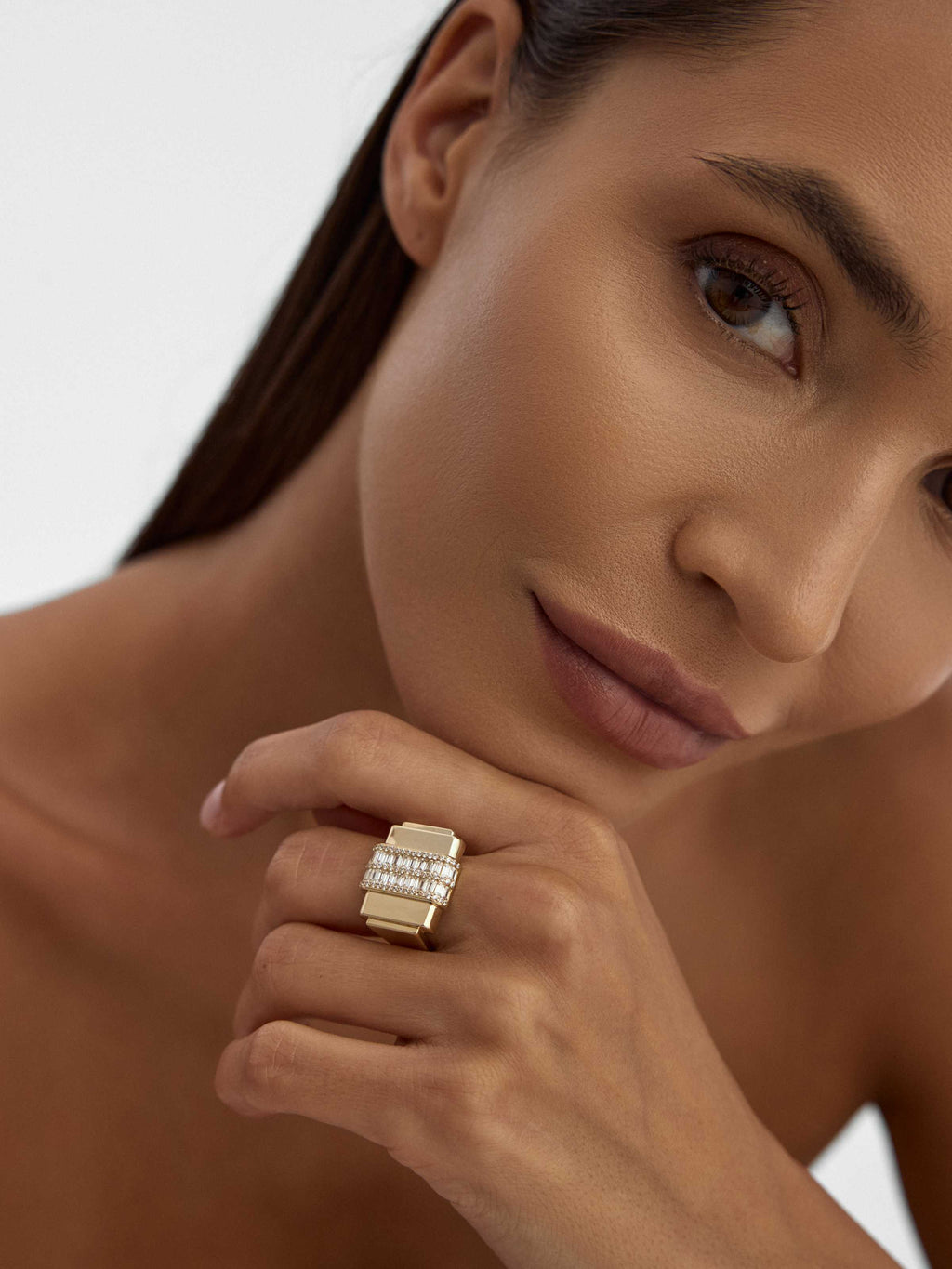 Baget Taşlı Modern 14K Altın Yüzük - Elef Kuyumculuk