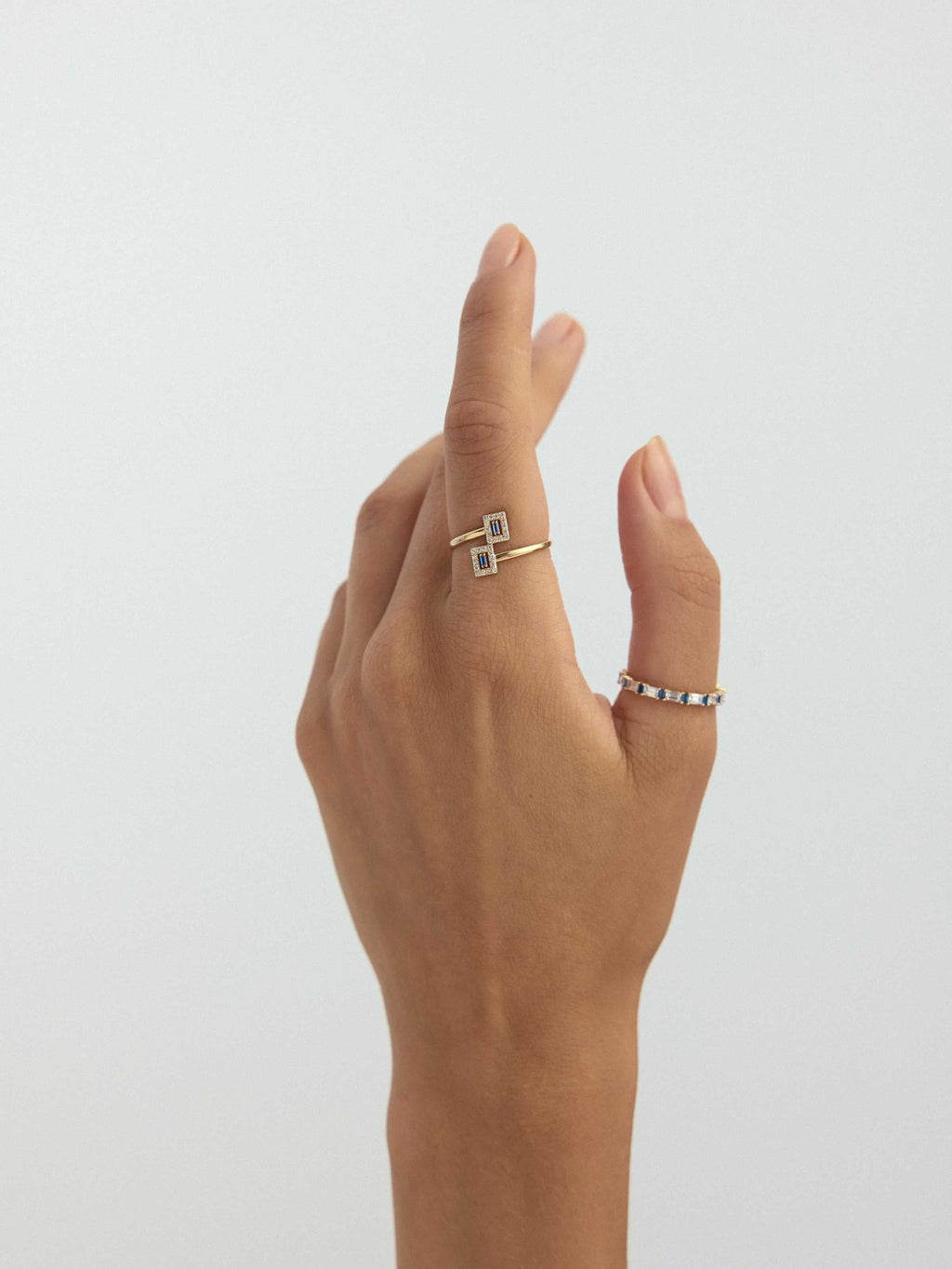 Baget ve Safir Rengi Sıralı 14K Altın Yüzük - Elef Kuyumculuk