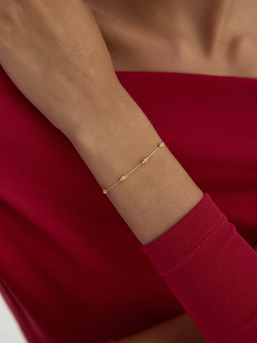 Dorika Top Detaylı Minimal 14K Altın Bileklik