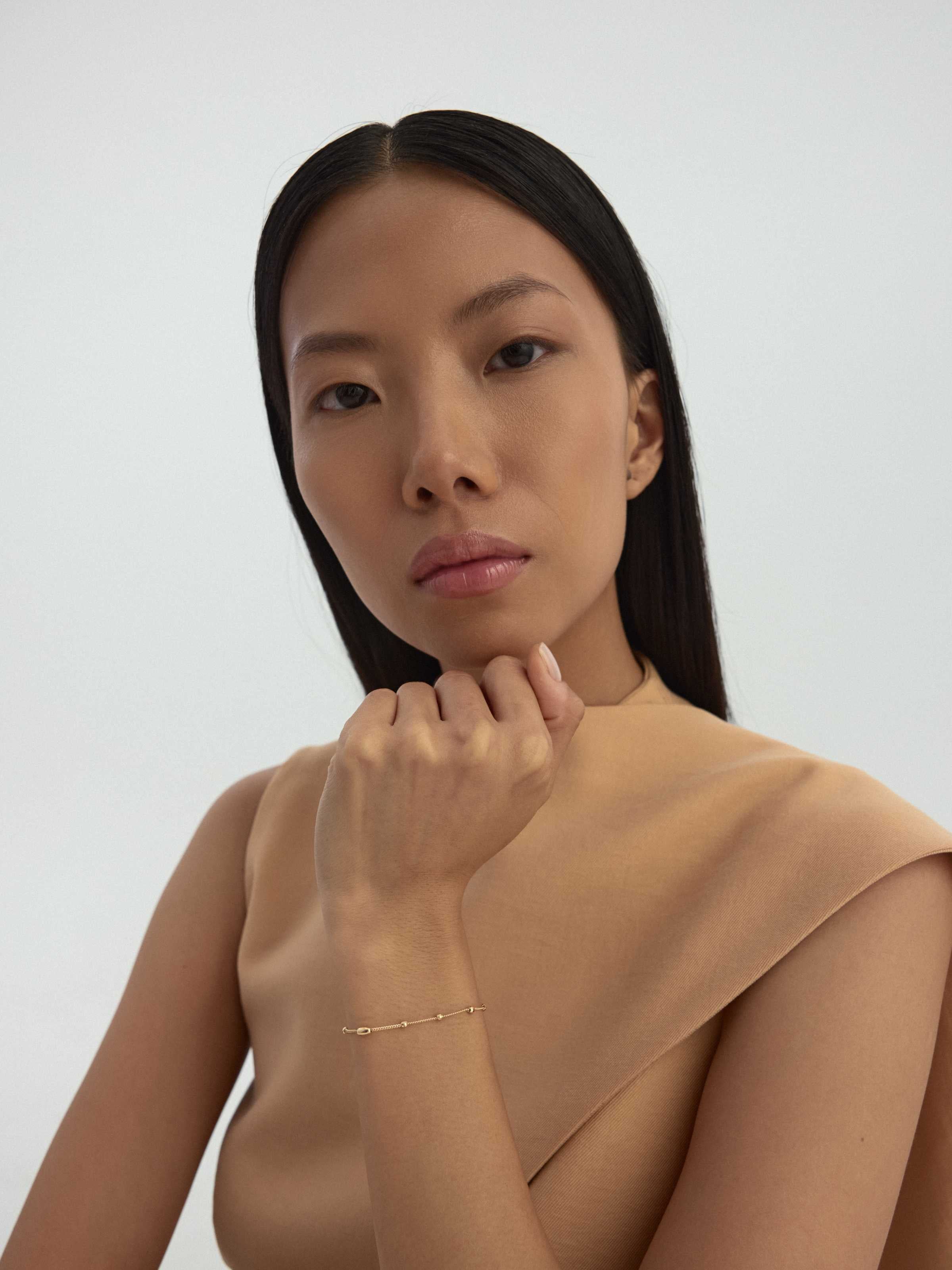 Dorika ve Oval Formlu Minimal 14K Altın Bileklik - Elef Kuyumculuk
