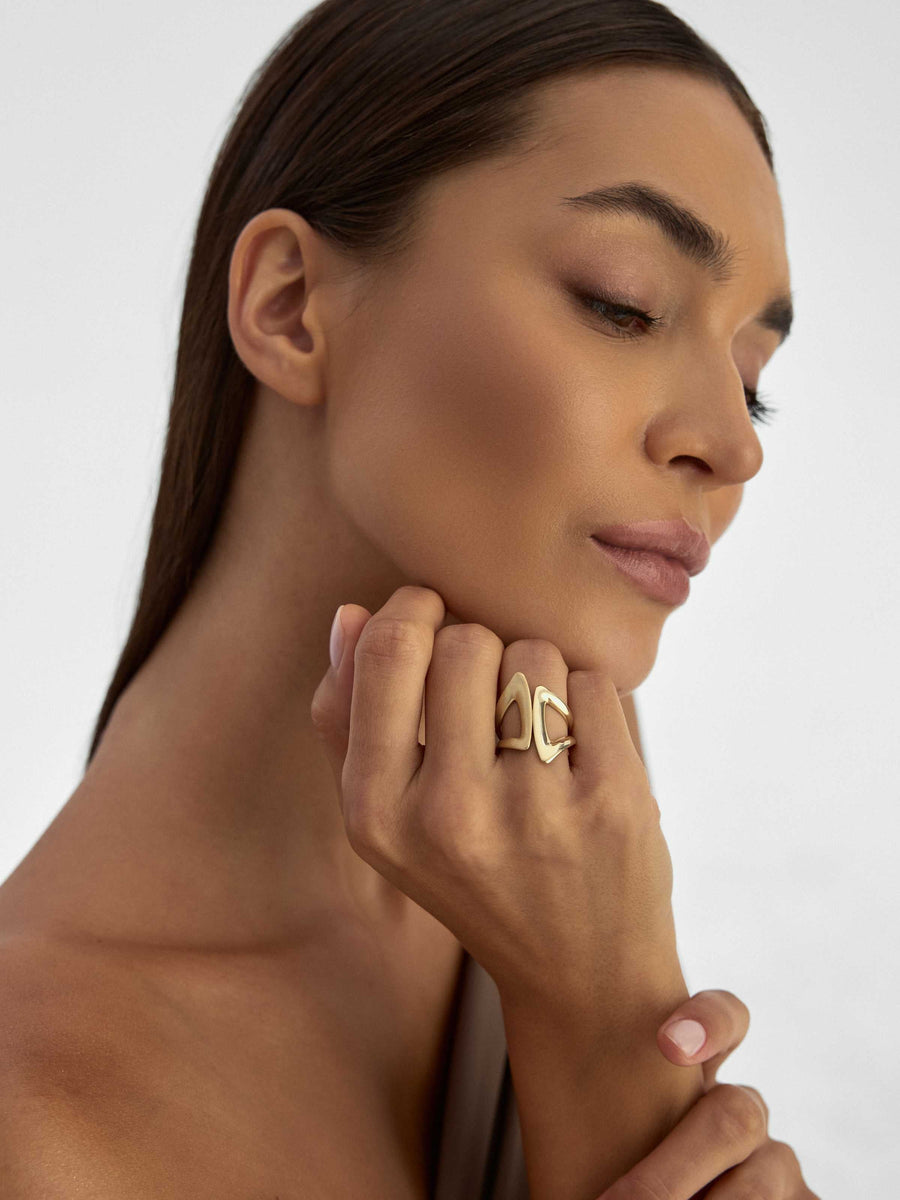 Geometrik Formlu Modern 14K Altın Yüzük