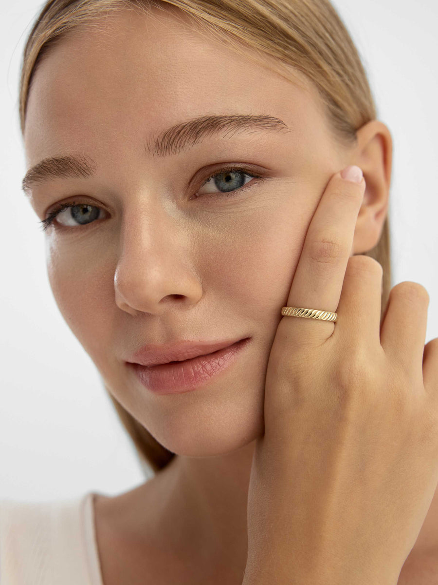 Halat Formlu Minimal 14K Altın Yüzük
