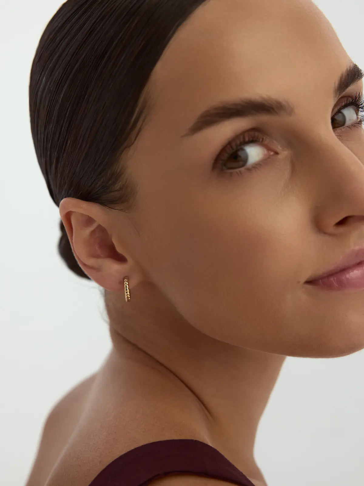 Kabarcık Dokulu Halka 14K Altın Küpe - Elef Kuyumculuk