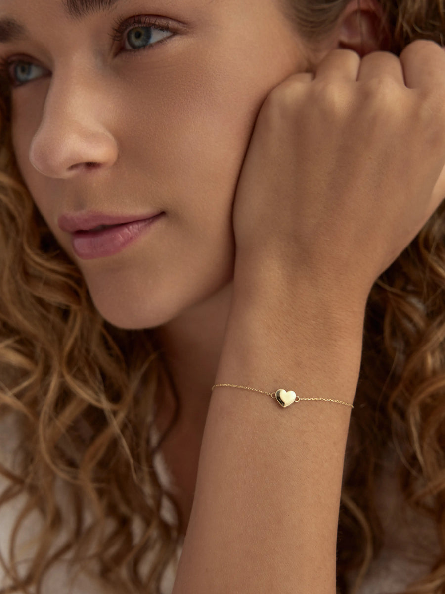 Kalp Motifli Minimal 14K Altın Bileklik