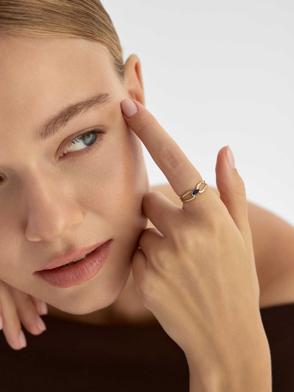 Marquise Safir Rengi Taşlı Modern 14K Altın Yüzük - Elef Kuyumculuk