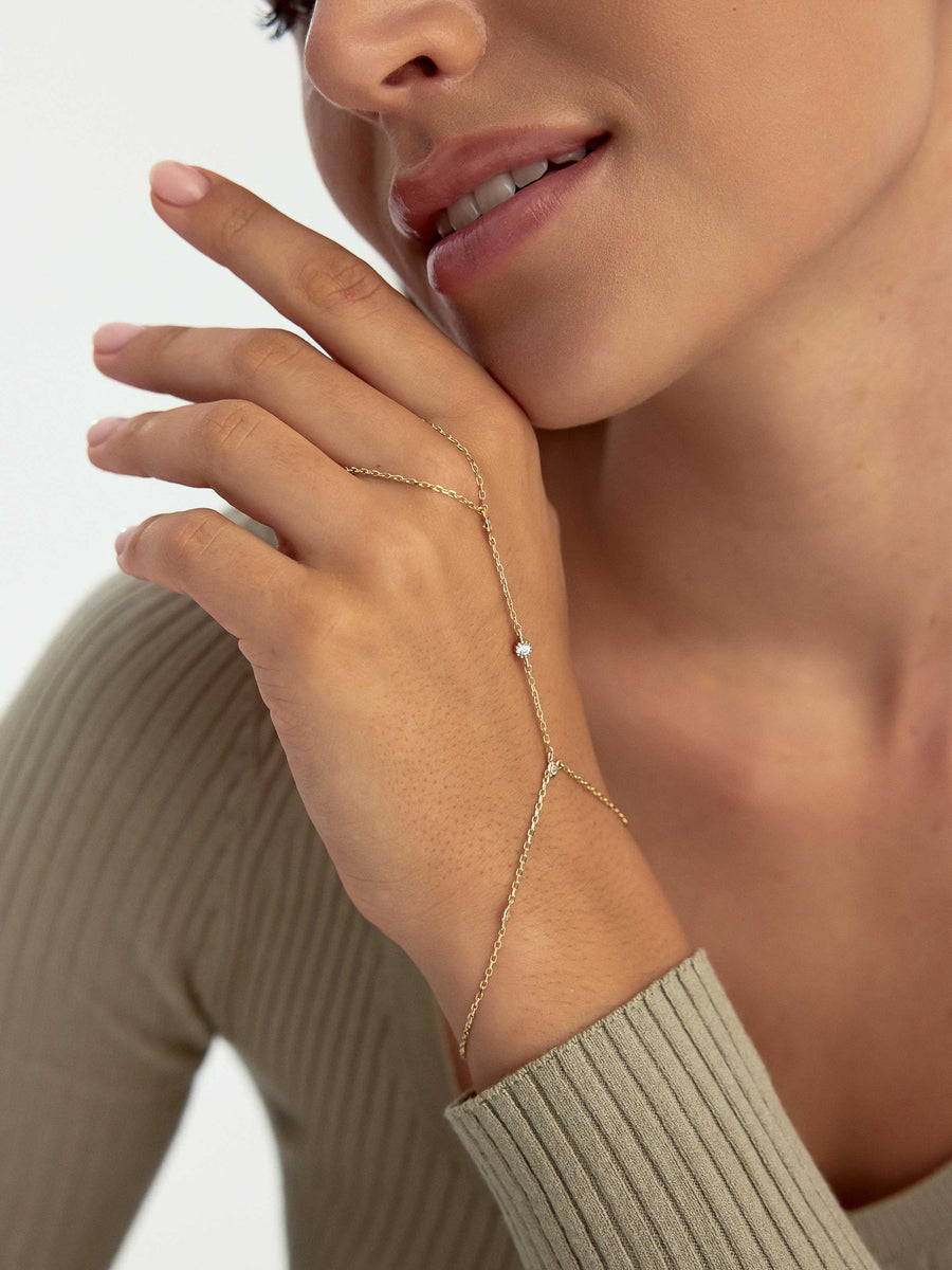 Minimal Zirkon Taş Detaylı 14K Altın Şahmeran