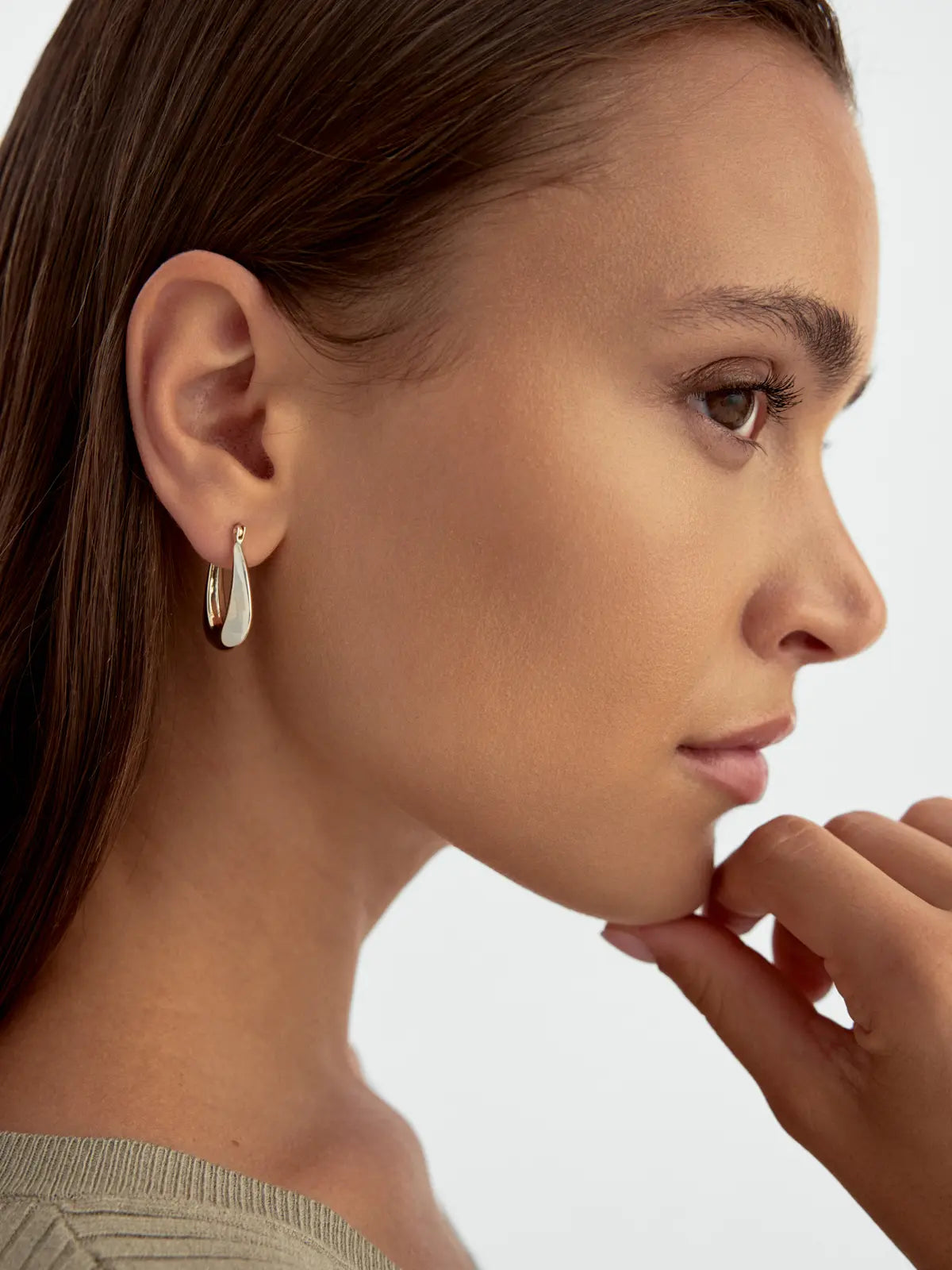 Modern Form Geniş Halka 14K Altın Küpe - Elef Kuyumculuk