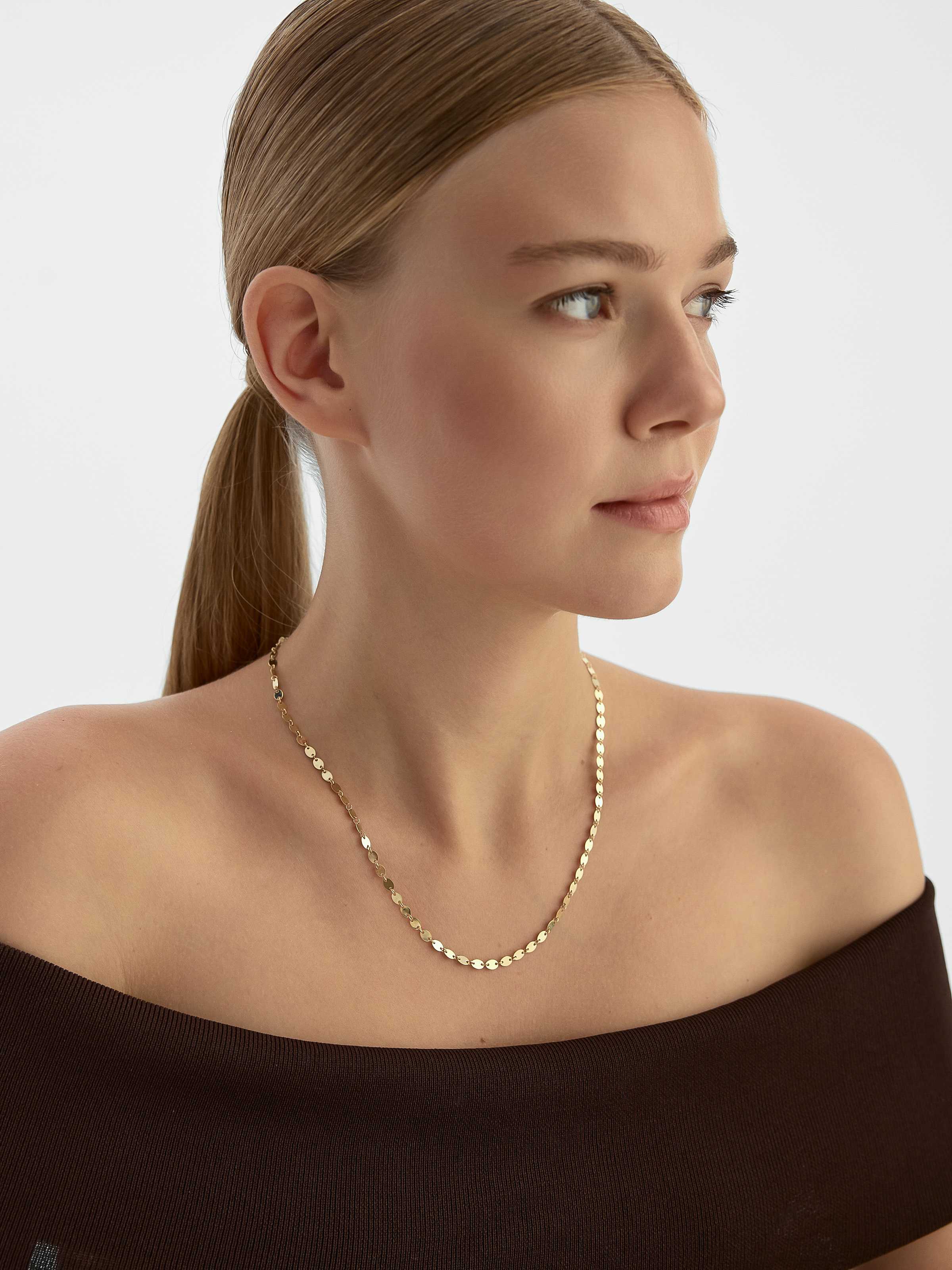 Oval Formlu Plaka Dizili 14K Altın Kolye - Elef Kuyumculuk