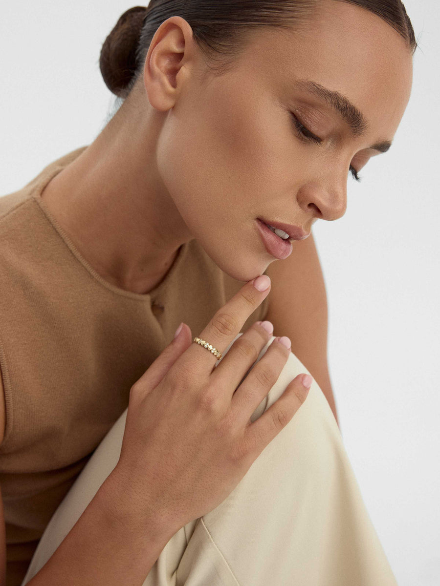 Oval Motifli Tamtur 14K Altın Yüzük