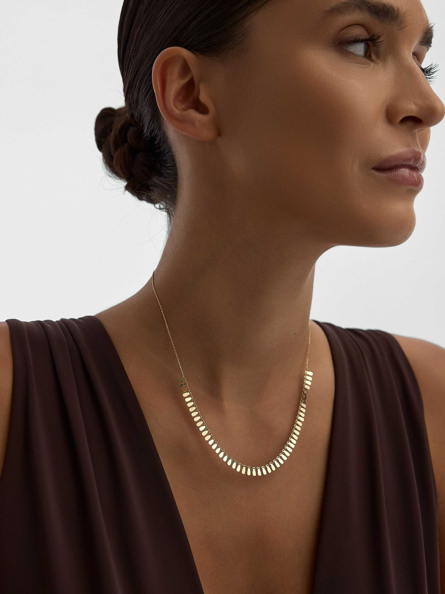 Sallantılı Damla Formlu 14K Altın Kolye