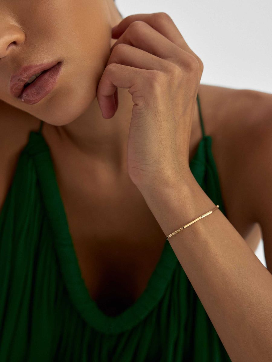 Silindir ve Dorika Detaylı Modern 14K Altın Bileklik