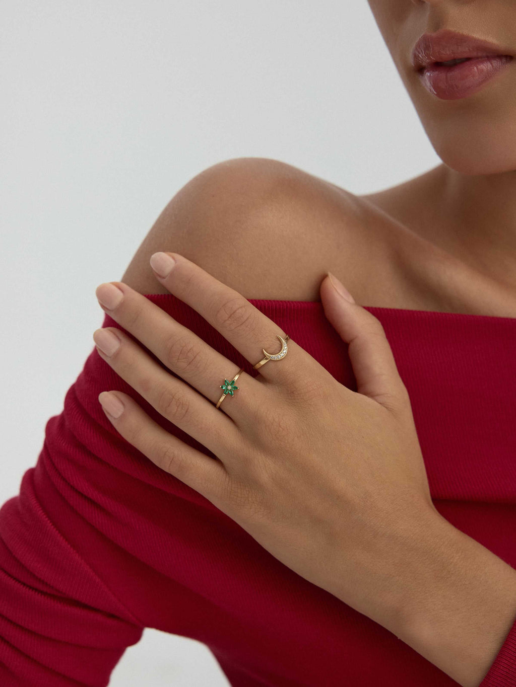 Yeşil Çiçek Formlu Minimal 14K Altın Yüzük - Elef Kuyumculuk