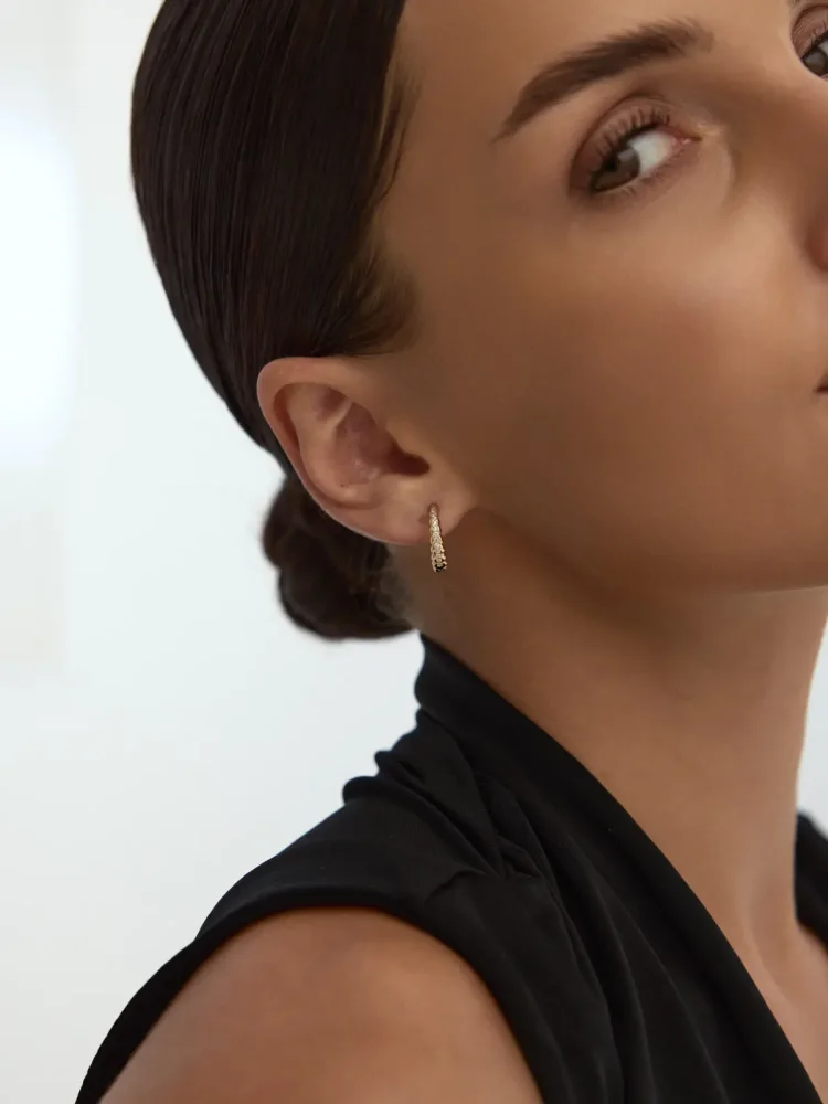 Dokulu Taş Sıralı Halka 14K Altın Küpe - 4