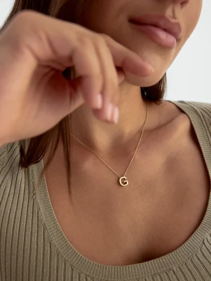 G Harfi Taşlı 14K Altın Harf Kolye - (1)