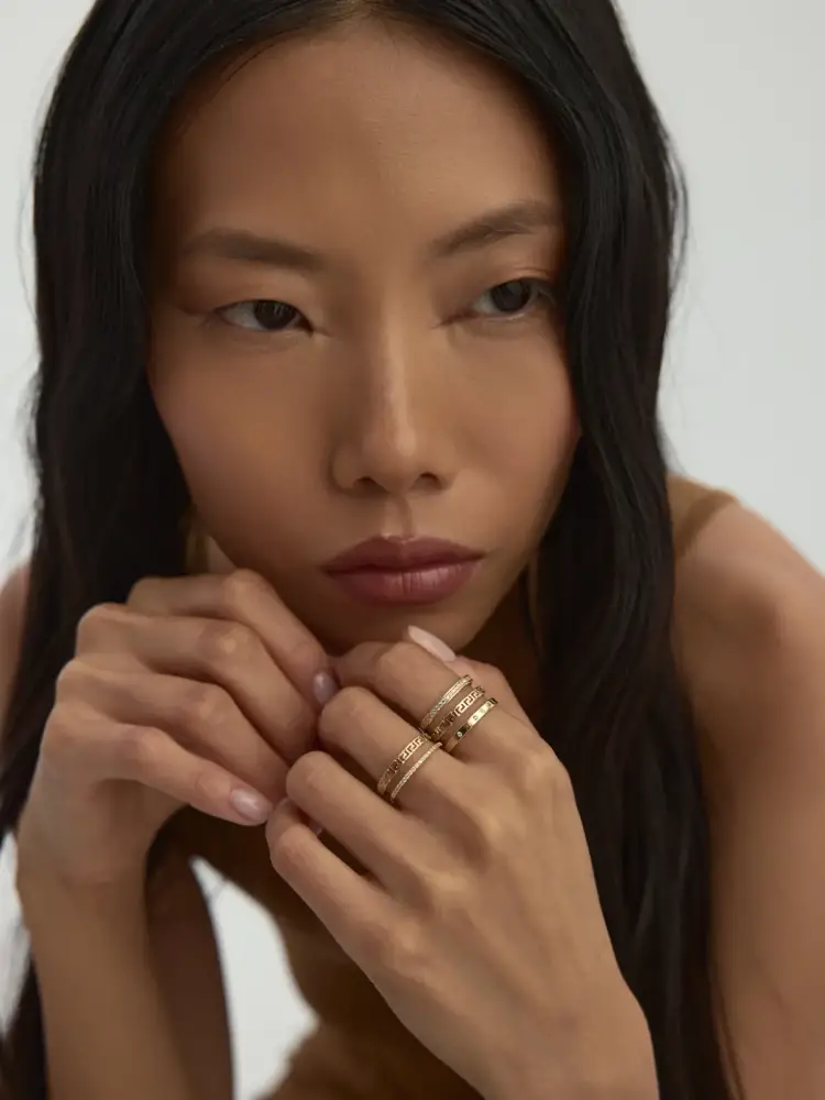 Greek Motif Sıralı Taşlı 14K Altın Yüzük - 3