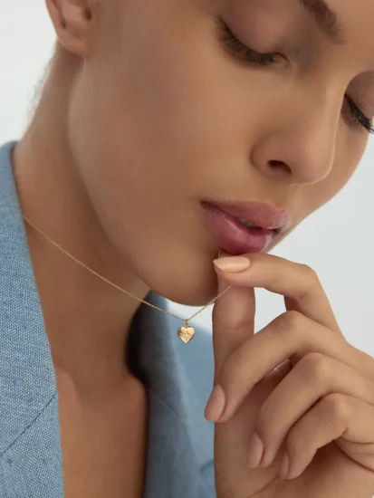 Kalp Formlu Taşlı Kuzey Yıldızı Figürlü 14K Altın Kolye - (1)