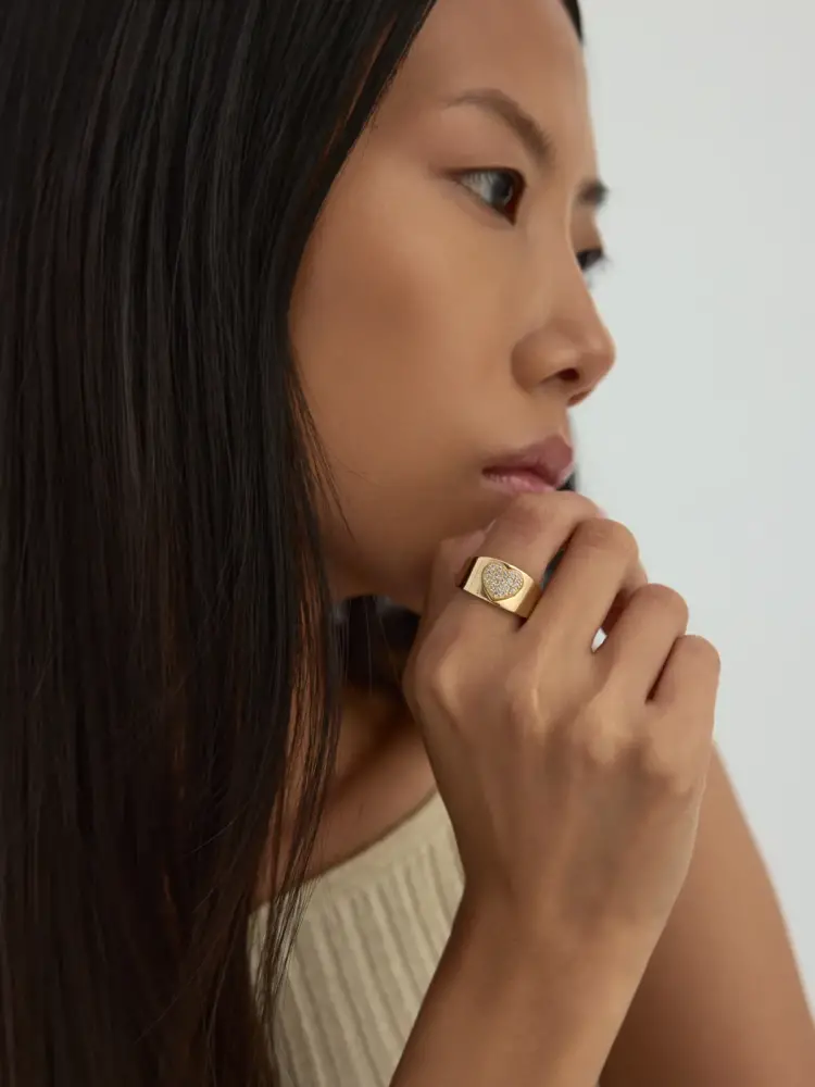 Kalp Motifli Pırlanta Görünümlü 14K Altın Yüzük - 4