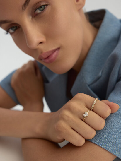 Kalp Motifli Sıralı Taşlı 14K Altın Yüzük - (1)