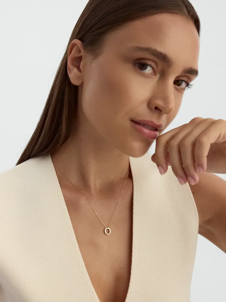 O Harfi Taşlı 14K Altın Harf Kolye - 4