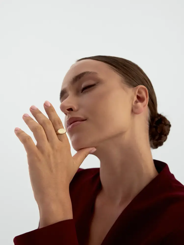 Oval Motifli Modern 14K Altın Yüzük - 3