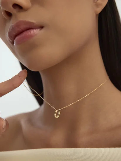 U Harfi Sade 14K Altın Harf Kolye - (1)