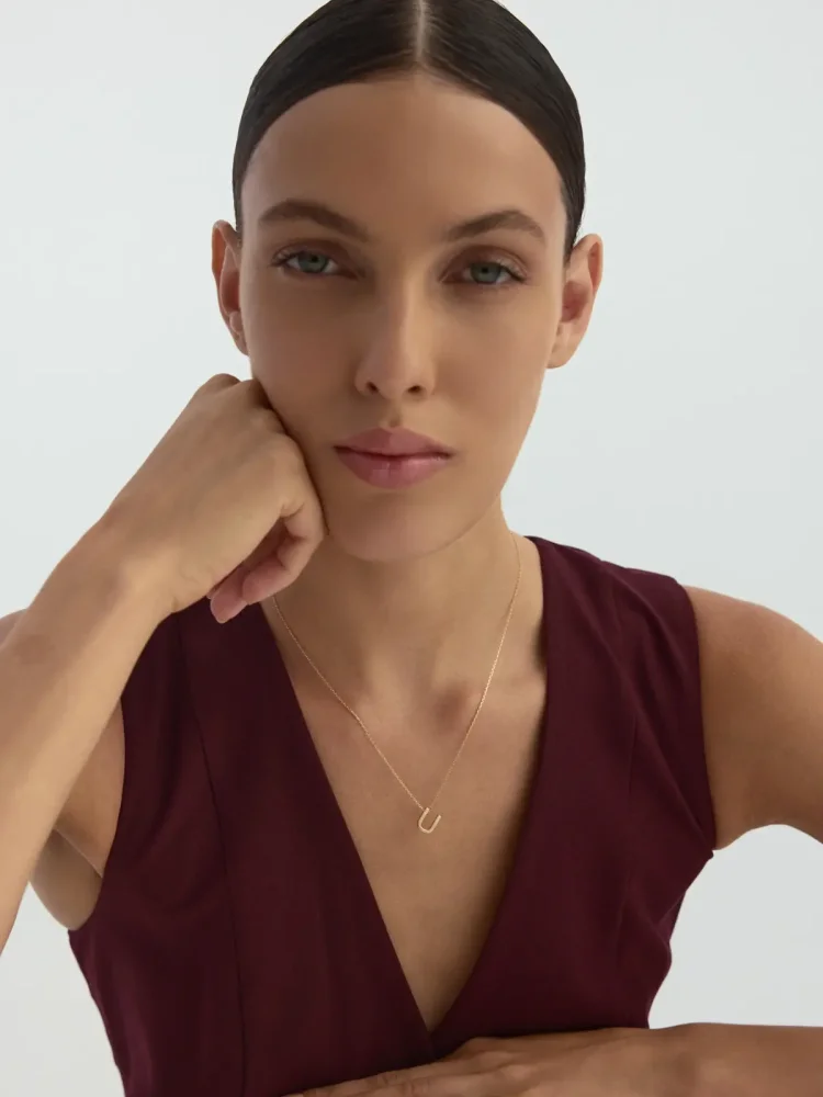 Ü Harfi Taşlı 14K Altın Harf Kolye - 4