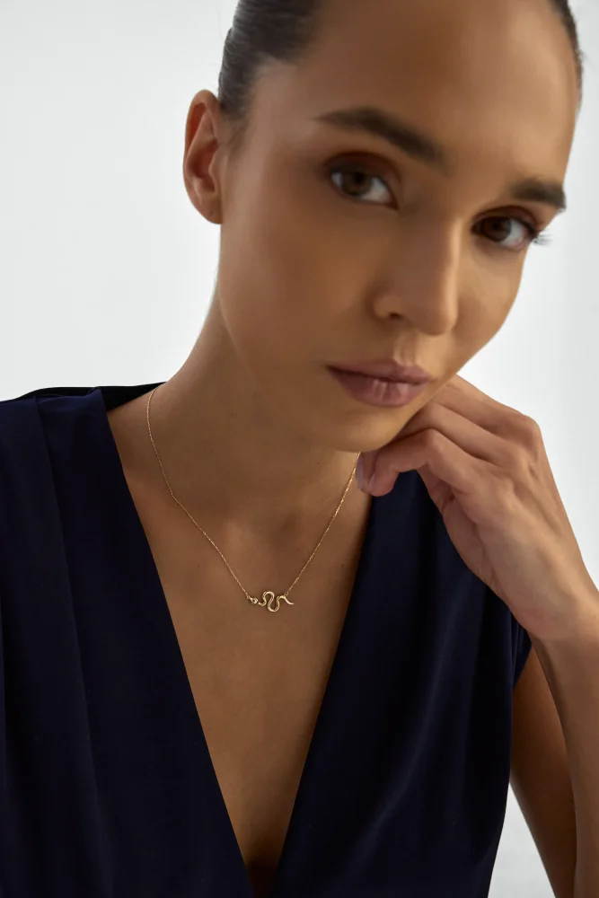  Yılan Figürlü Taşlı 14K Altın Kolye - 4